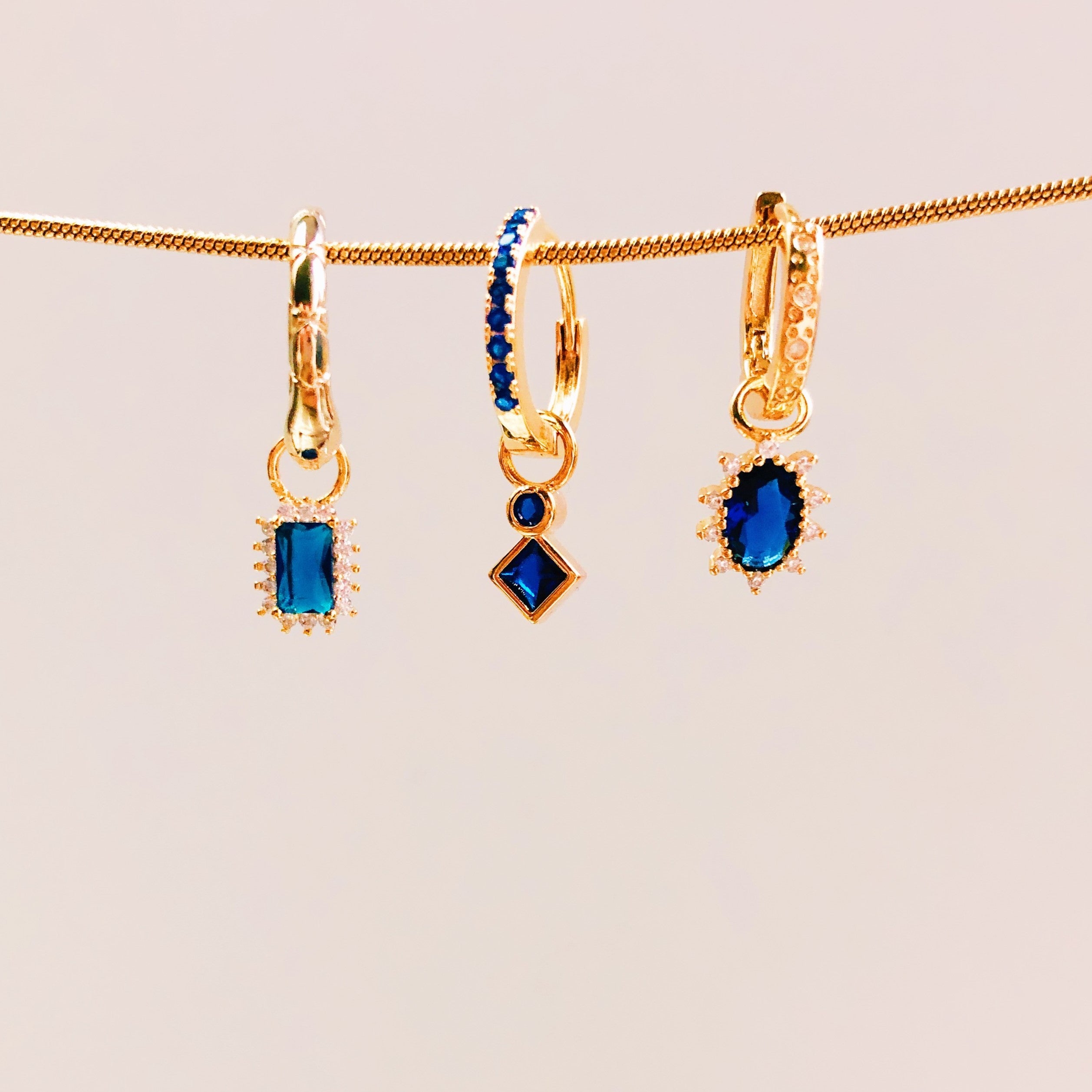 Earrings colorful oval diamond blue