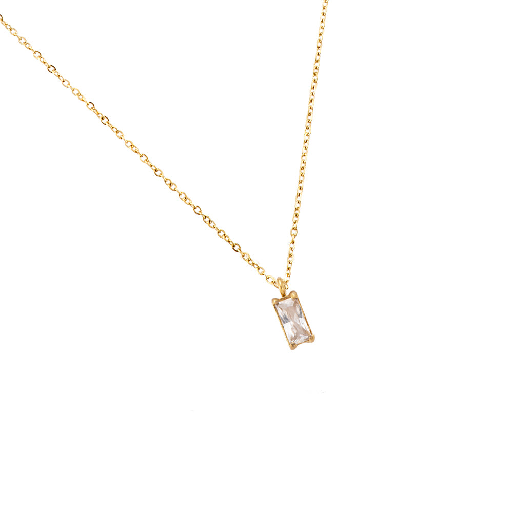 Necklace cube white